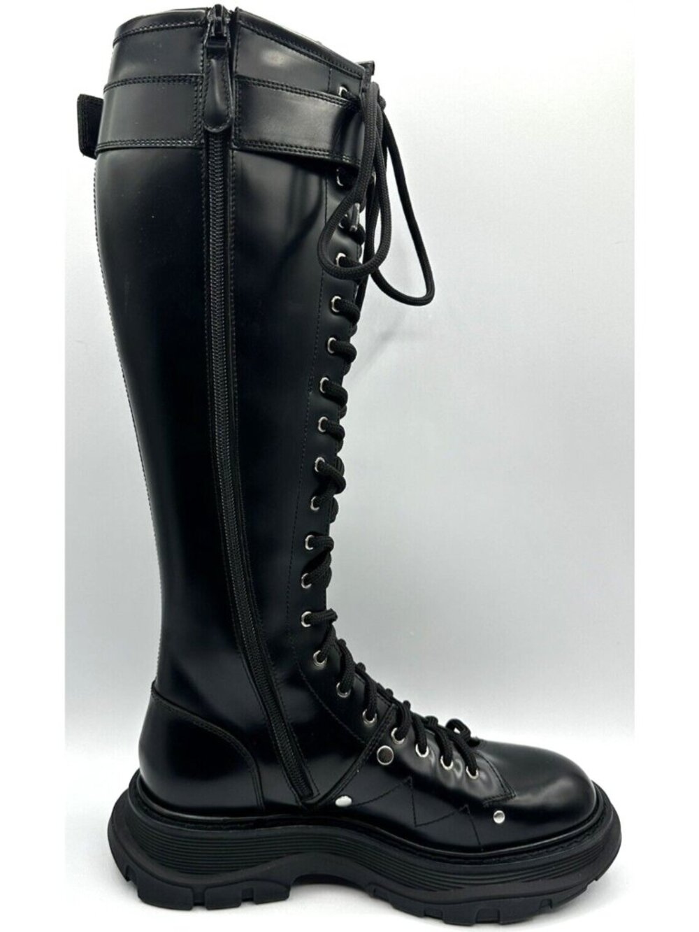 Alexander Mcqueen boots women 37 Tread Slick Knee-high Boot in Black/silver - Picture 7 of 14